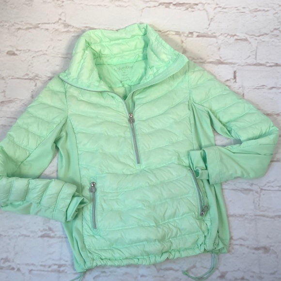 Calvin Klein Jackets & Blazers - Calvin Klein puffer down jacket.  Size Small